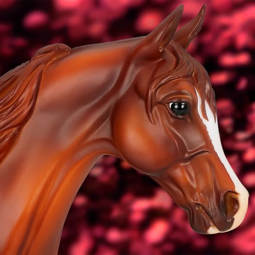 Sapphire Breyer model head view